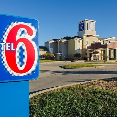 Motel 6-Valley Center, Ks พาร์กซิตี้ ภายนอก รูปภาพ